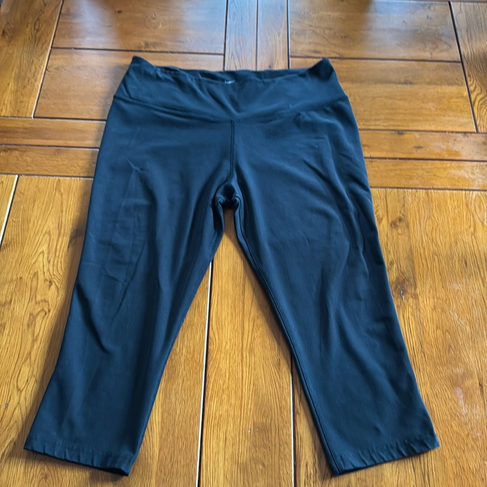 Nike Dri-Fit Ten/One leggings.